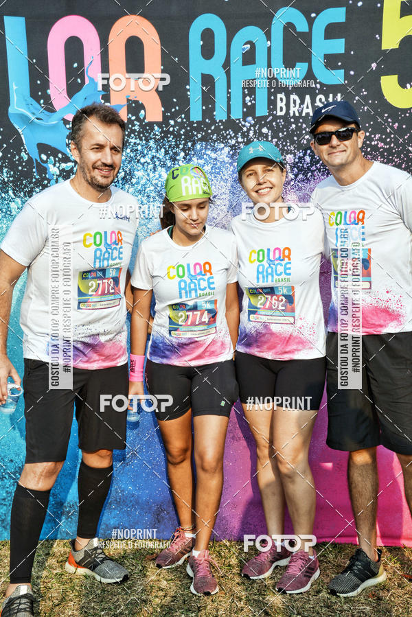 Buy your photos of the eventColor Race Brasil - S�o Carlos on Fotop