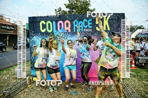 Buy your photos of the eventColor Race Brasil - S�o Carlos on Fotop