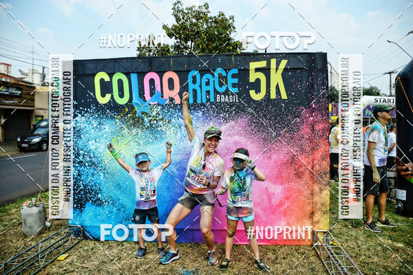 Buy your photos of the eventColor Race Brasil - S�o Carlos on Fotop