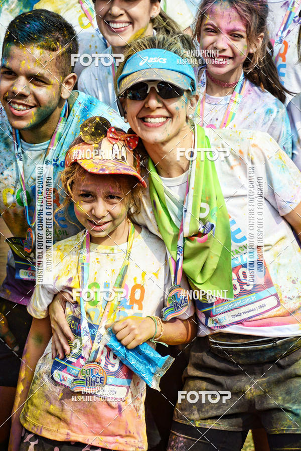 Buy your photos of the eventColor Race Brasil - S�o Carlos on Fotop