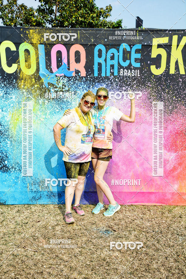Buy your photos of the eventColor Race Brasil - S�o Carlos on Fotop