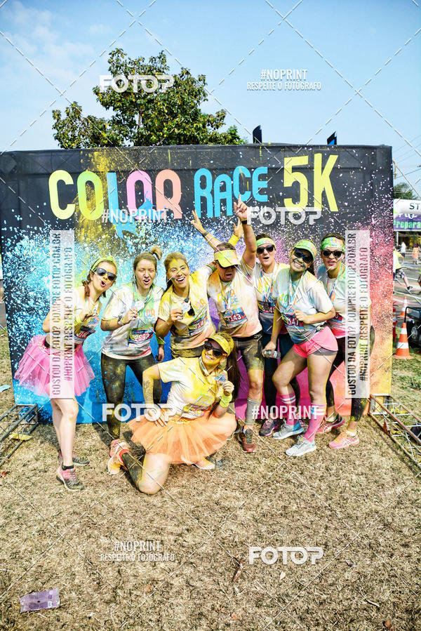 Buy your photos of the eventColor Race Brasil - S�o Carlos on Fotop