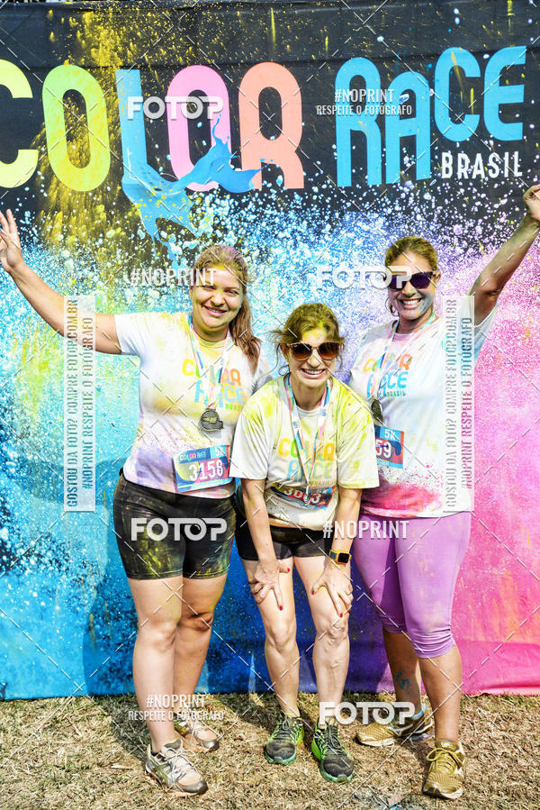 Buy your photos of the eventColor Race Brasil - S�o Carlos on Fotop