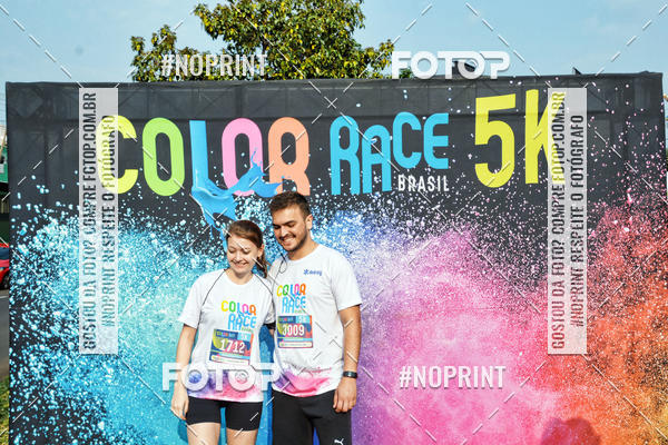 Buy your photos of the eventColor Race Brasil - S�o Carlos on Fotop