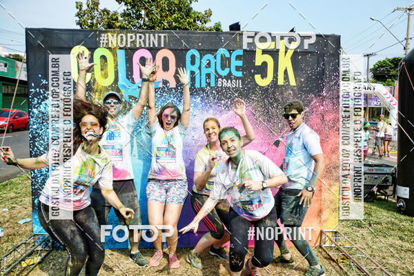 Buy your photos of the eventColor Race Brasil - S�o Carlos on Fotop