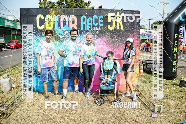 Buy your photos of the eventColor Race Brasil - S�o Carlos on Fotop