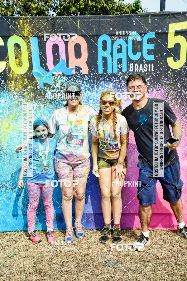 Buy your photos of the eventColor Race Brasil - S�o Carlos on Fotop