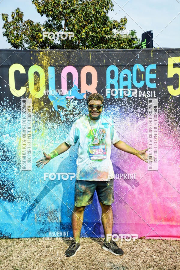 Buy your photos of the eventColor Race Brasil - S�o Carlos on Fotop