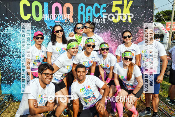 Buy your photos of the eventColor Race Brasil - S�o Carlos on Fotop