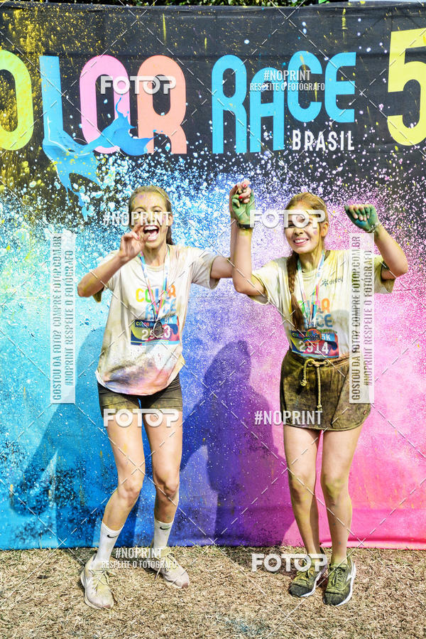 Buy your photos of the eventColor Race Brasil - S�o Carlos on Fotop