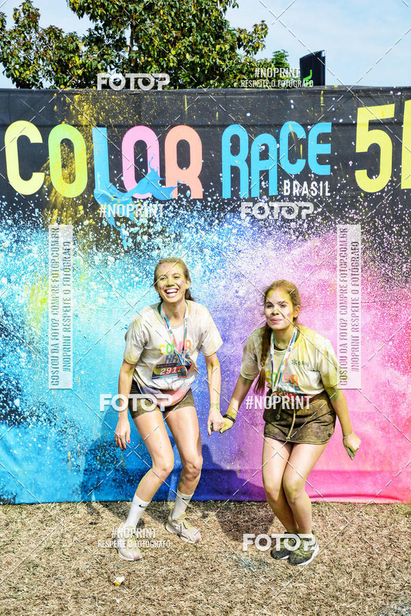 Buy your photos of the eventColor Race Brasil - S�o Carlos on Fotop