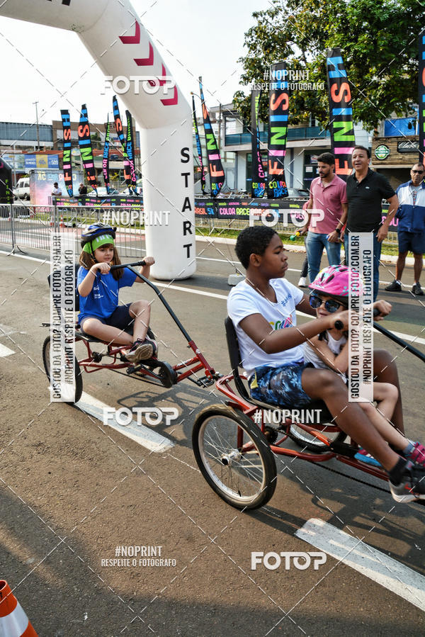 Buy your photos of the eventColor Race Brasil - S�o Carlos on Fotop
