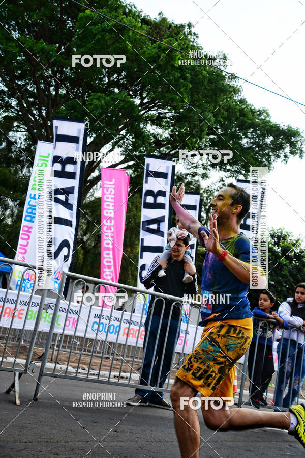Buy your photos of the eventColor Race Brasil - S�o Carlos on Fotop