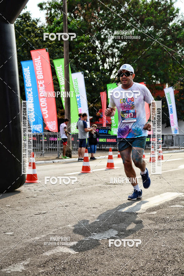Buy your photos of the eventColor Race Brasil - S�o Carlos on Fotop
