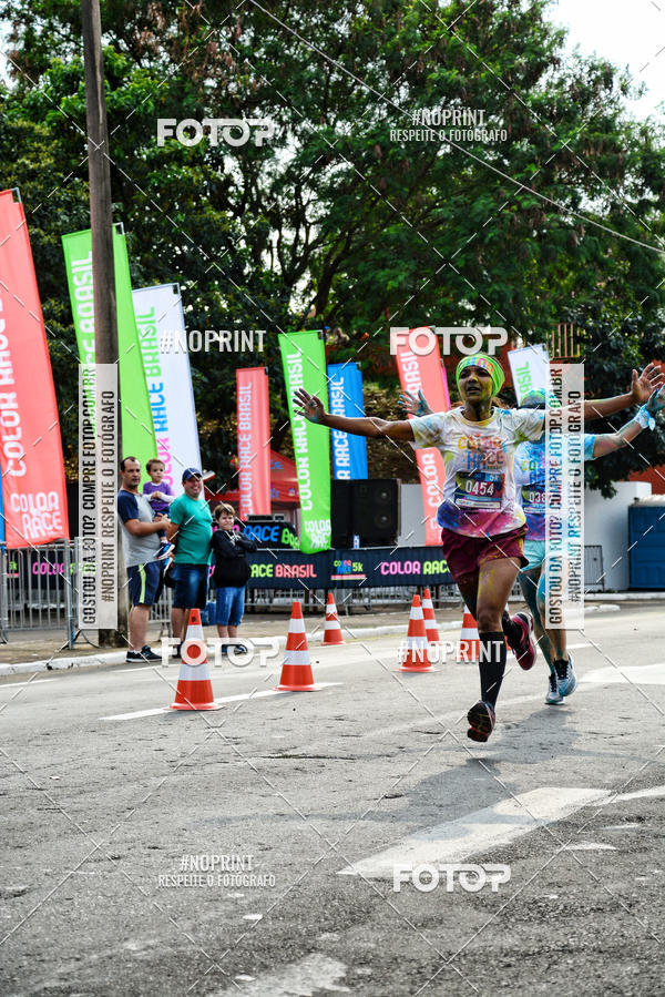 Buy your photos of the eventColor Race Brasil - S�o Carlos on Fotop