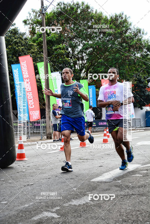 Buy your photos of the eventColor Race Brasil - S�o Carlos on Fotop