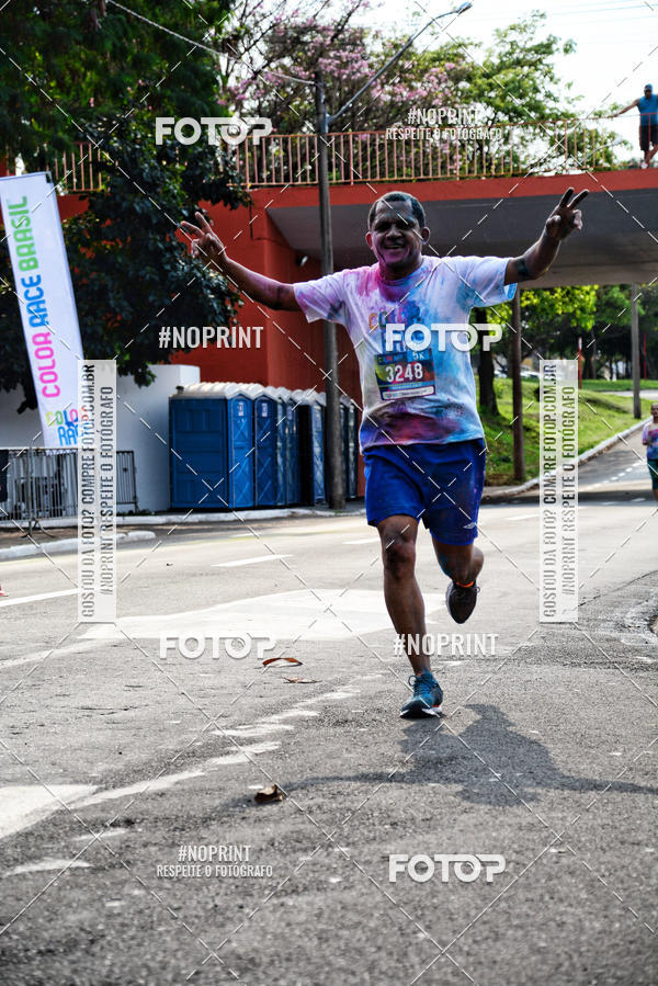 Buy your photos of the eventColor Race Brasil - S�o Carlos on Fotop
