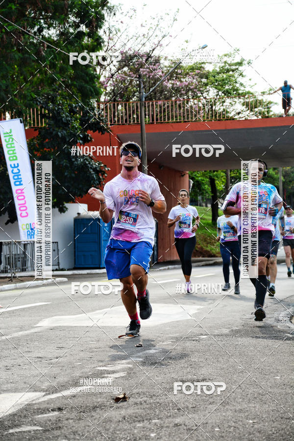 Buy your photos of the eventColor Race Brasil - S�o Carlos on Fotop