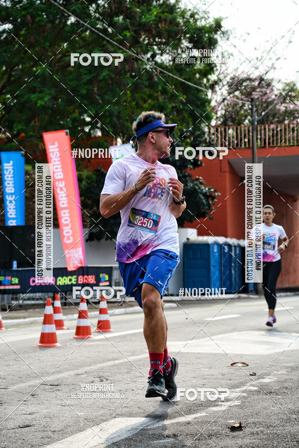 Buy your photos of the eventColor Race Brasil - S�o Carlos on Fotop