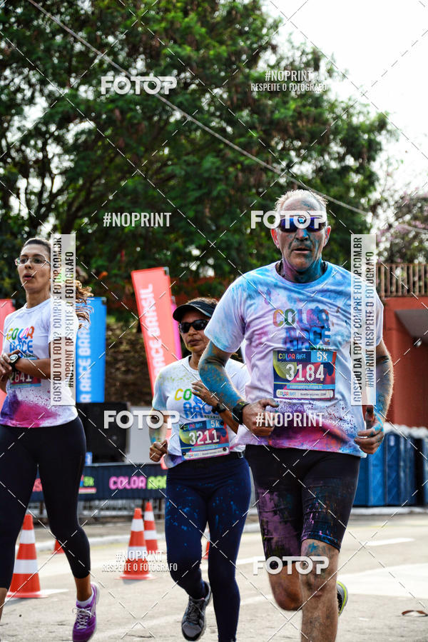 Buy your photos of the eventColor Race Brasil - S�o Carlos on Fotop