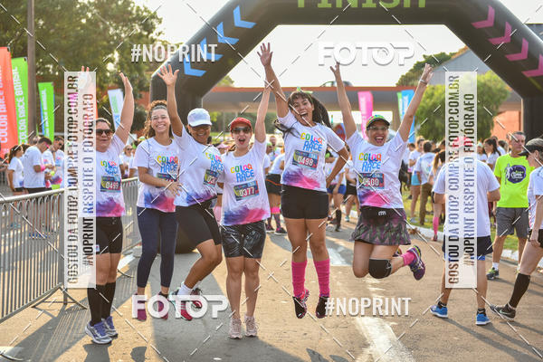 Buy your photos of the eventColor Race Brasil - S�o Carlos on Fotop