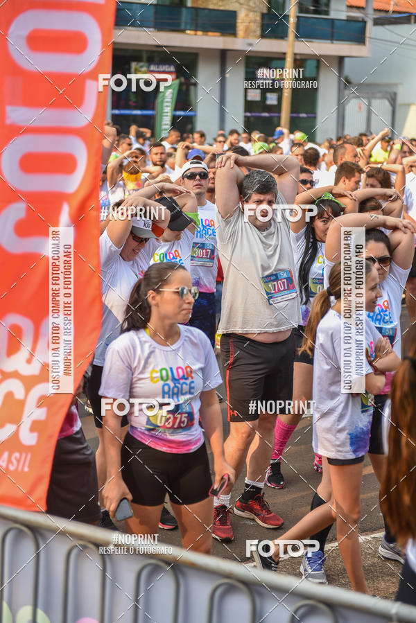 Buy your photos of the eventColor Race Brasil - S�o Carlos on Fotop