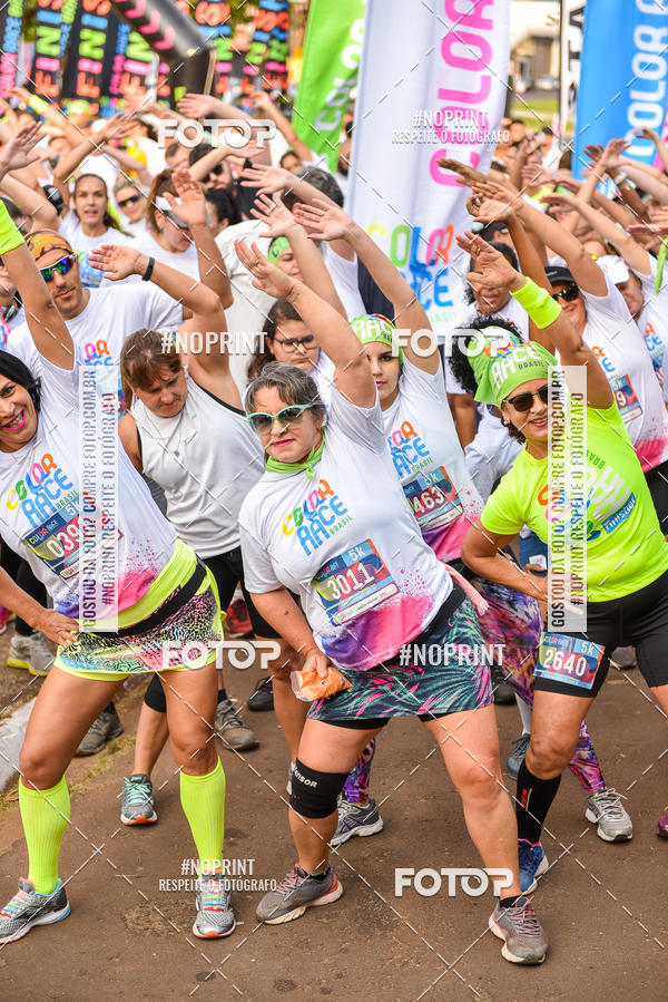 Buy your photos of the eventColor Race Brasil - S�o Carlos on Fotop