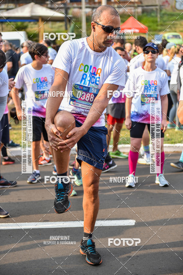 Buy your photos of the eventColor Race Brasil - S�o Carlos on Fotop