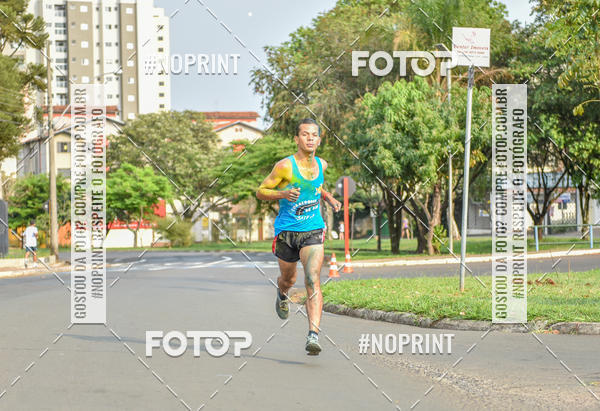 Buy your photos of the eventColor Race Brasil - S�o Carlos on Fotop
