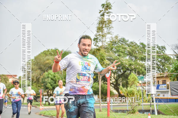 Buy your photos of the eventColor Race Brasil - S�o Carlos on Fotop