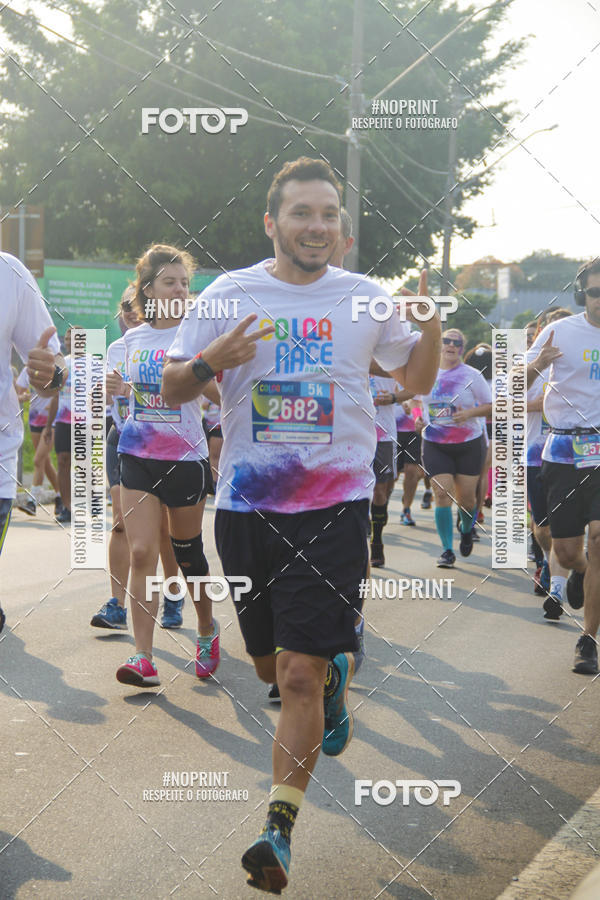 Buy your photos of the eventColor Race Brasil - S�o Carlos on Fotop