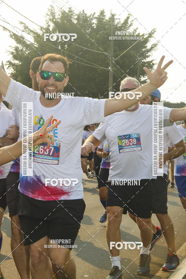 Buy your photos of the eventColor Race Brasil - S�o Carlos on Fotop