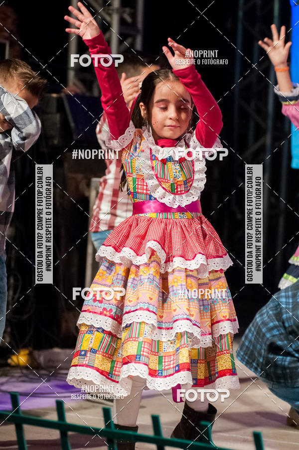 Compre suas fotos do eventoFesta Junina Genesis 2019 no Fotop