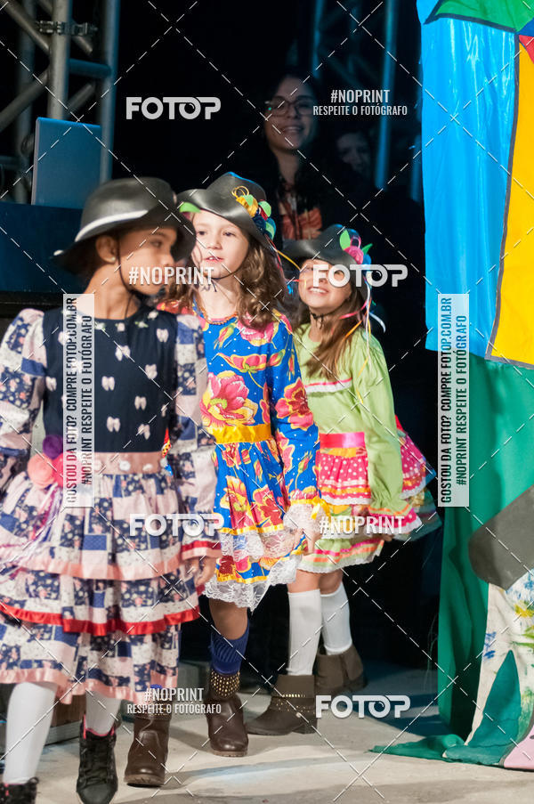 Compre suas fotos do eventoFesta Junina Genesis 2019 no Fotop