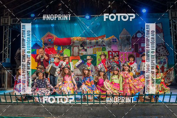 Compre suas fotos do eventoFesta Junina Genesis 2019 no Fotop