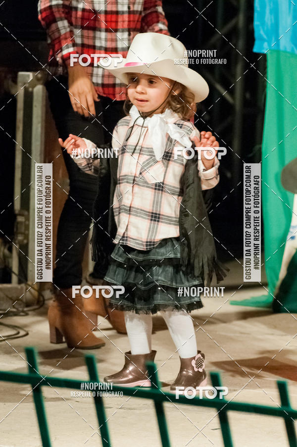 Compre as suas fotos do eventoFesta Junina Genesis 2019 no Fotop