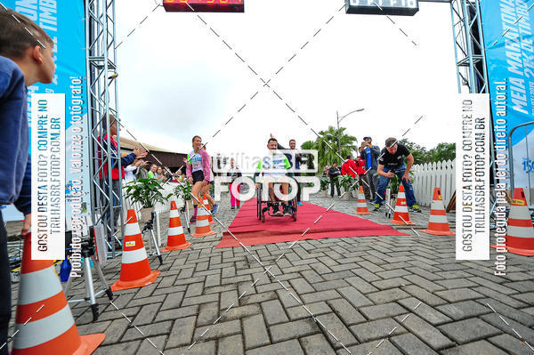 Buy your photos of the event1 Meia Maratona Timb on Fotop