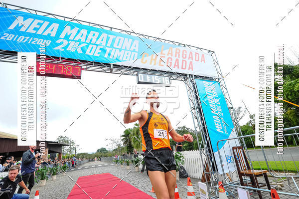 Buy your photos of the event1 Meia Maratona Timb on Fotop