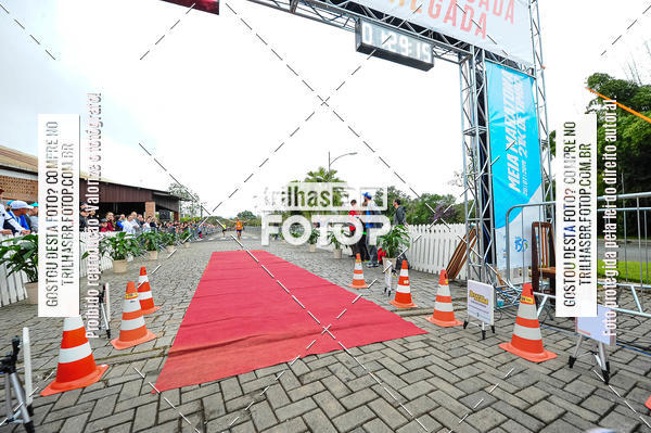 Buy your photos of the event1 Meia Maratona Timb on Fotop
