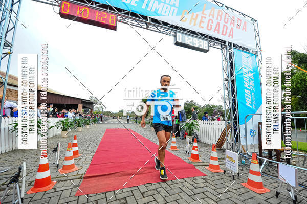 Buy your photos of the event1 Meia Maratona Timb on Fotop