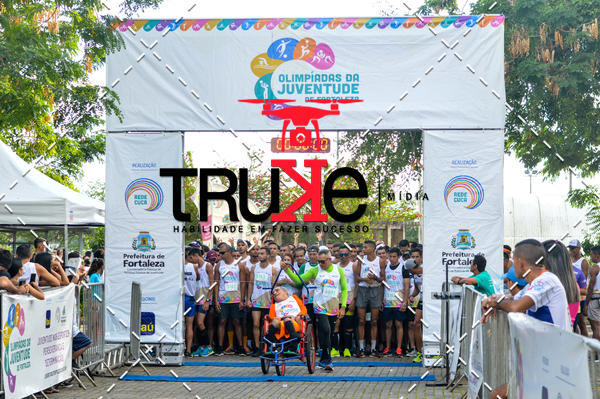 Buy your photos of the event Corrida da Juventude Cuca  on Fotop