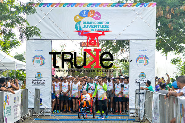 Buy your photos of the event Corrida da Juventude Cuca  on Fotop