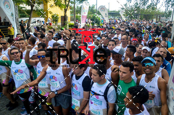 Buy your photos of the event Corrida da Juventude Cuca  on Fotop