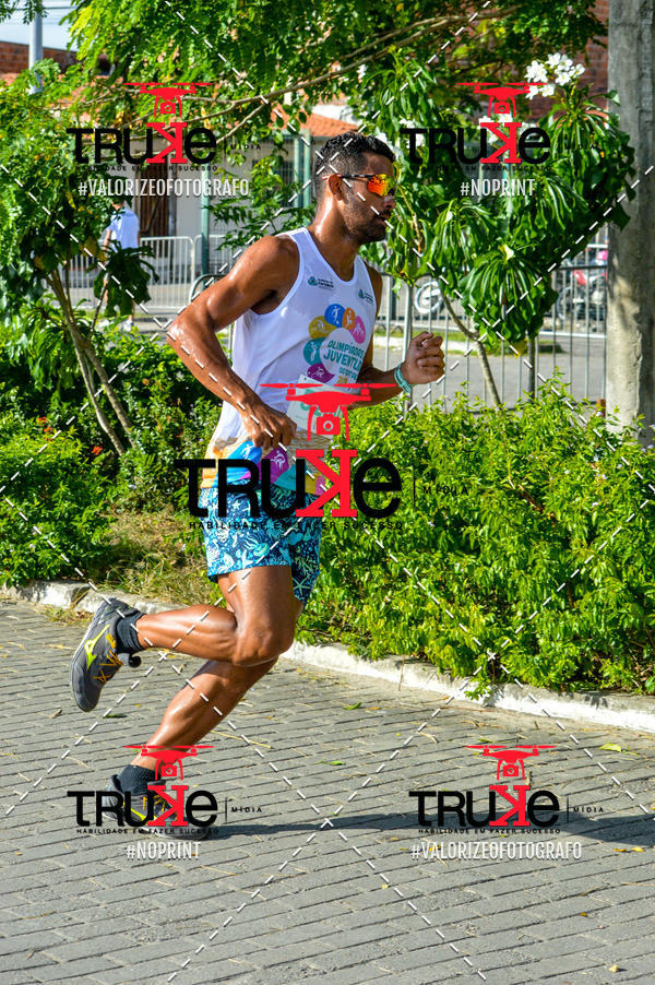 Buy your photos of the event Corrida da Juventude Cuca  on Fotop