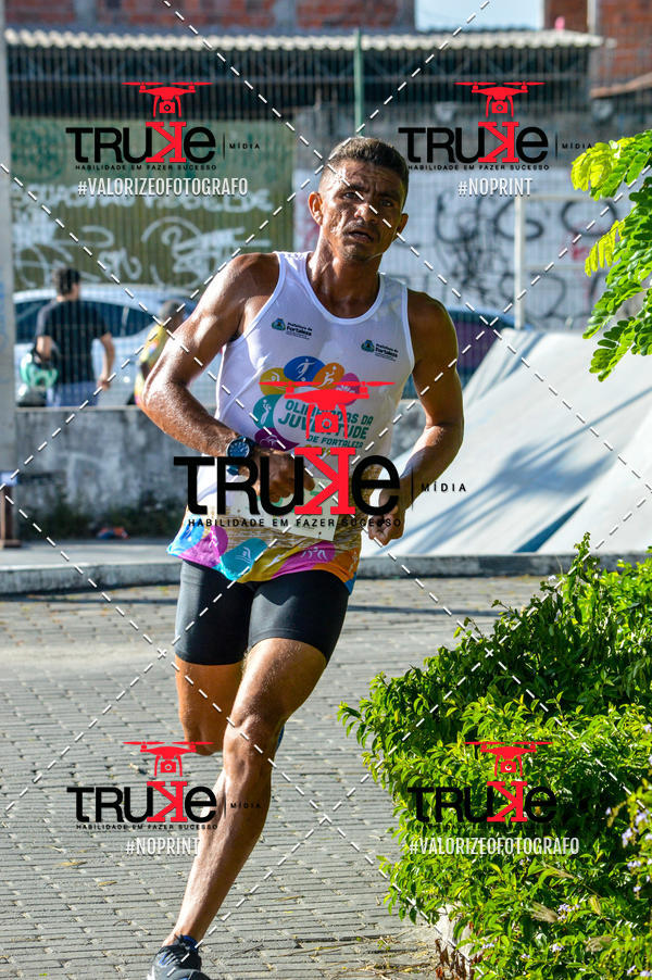 Buy your photos of the event Corrida da Juventude Cuca  on Fotop