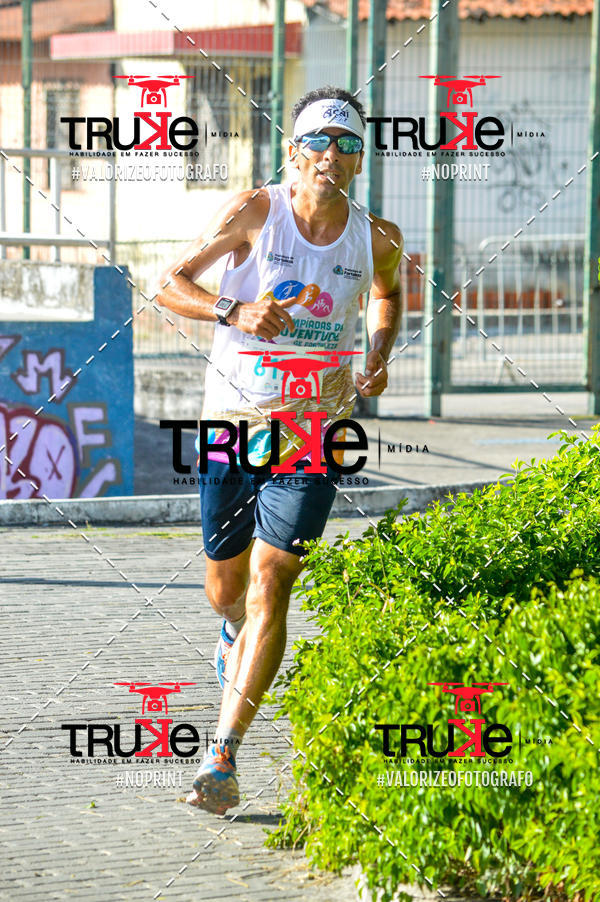 Buy your photos of the event Corrida da Juventude Cuca  on Fotop