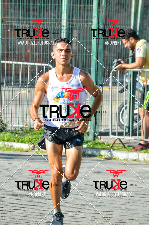 Buy your photos of the event Corrida da Juventude Cuca  on Fotop