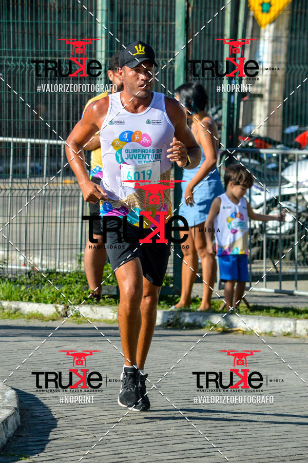 Buy your photos of the event Corrida da Juventude Cuca  on Fotop