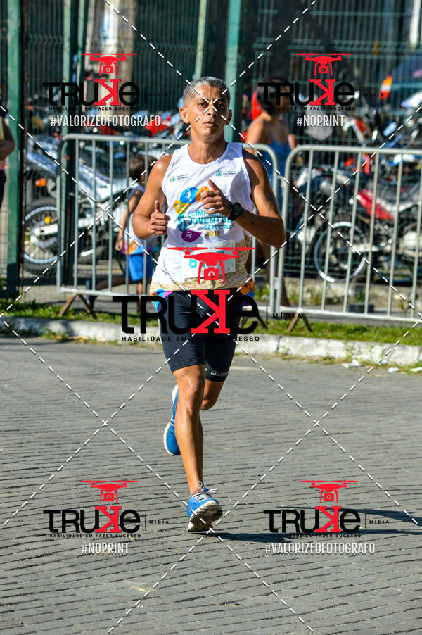 Buy your photos of the event Corrida da Juventude Cuca  on Fotop