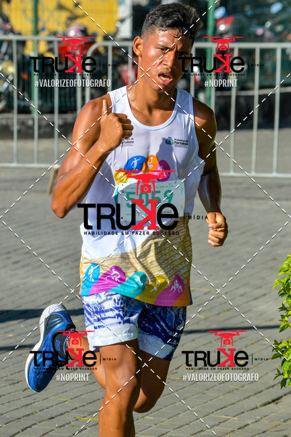 Buy your photos of the event Corrida da Juventude Cuca  on Fotop